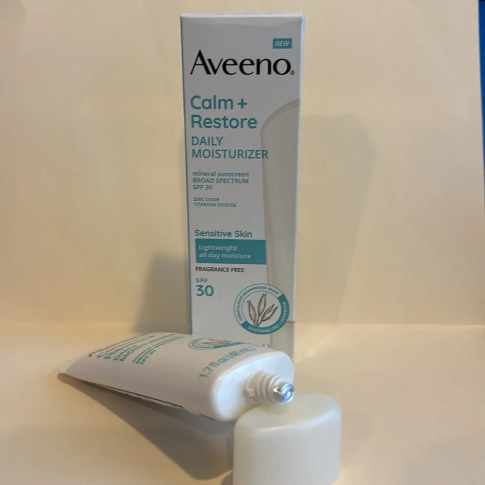 AVEENO Calm + Restore Daily Moisturizer Mineral Sunscreen SPF 30 1.7oz $21 NIB